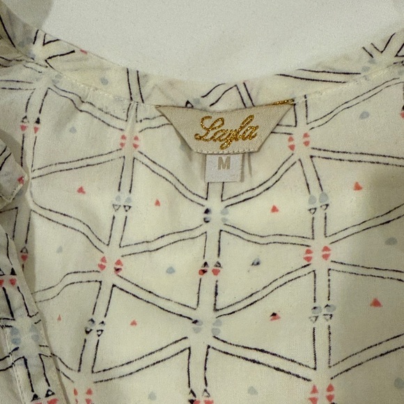 Layla Geometric Patterned Top - Picture 2 of 3